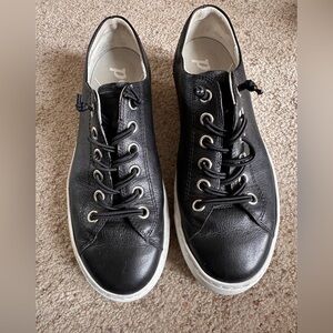 Paul Green Hadley size 8 US or 5 1/2 UK gently used